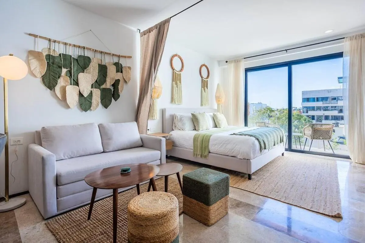 Stunning New Studio With Rooftop Pool Playa del Carmen